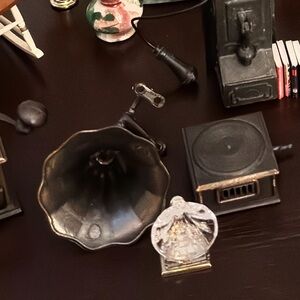 Charming Miniature House Decor